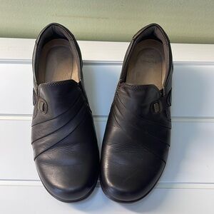 EARTH Jackal Fay Brown Leather Comfort Slip On Women's Shoes Size 8 1/2